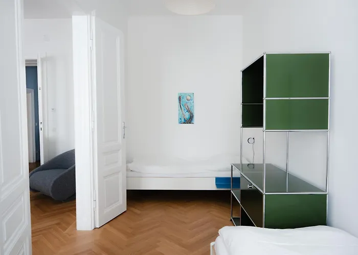 Design For Up To 7 Guests Near Prater Daire *